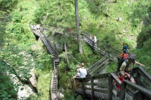 vorderkaserklamm-